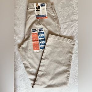 Lee Riders Women’s Khaki Stretch Pants, Easy Care, Size 10P - NWT